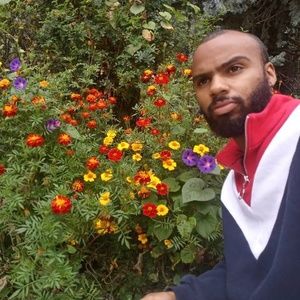 Meet your Posher, Dontae